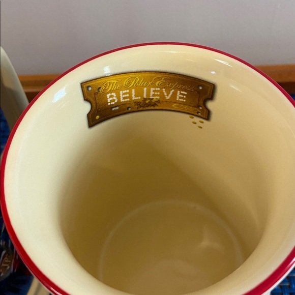 The Polar Express mugs, set of 3, like new - Picture 5 of 7